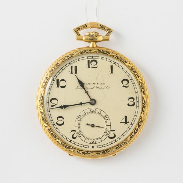 IWC - Orologio da taschino, dress watch del 1920 circa, cassa in oro 18 kt, quadrante in metallo smaltato , movimento con scappamento ad ancora e setting micrometrico, 45 mm, gr 63