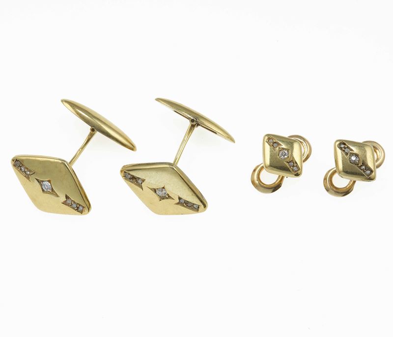 Pair of gold cufflinks and dress set  - Auction Fine Jewels - Cambi Casa d'Aste