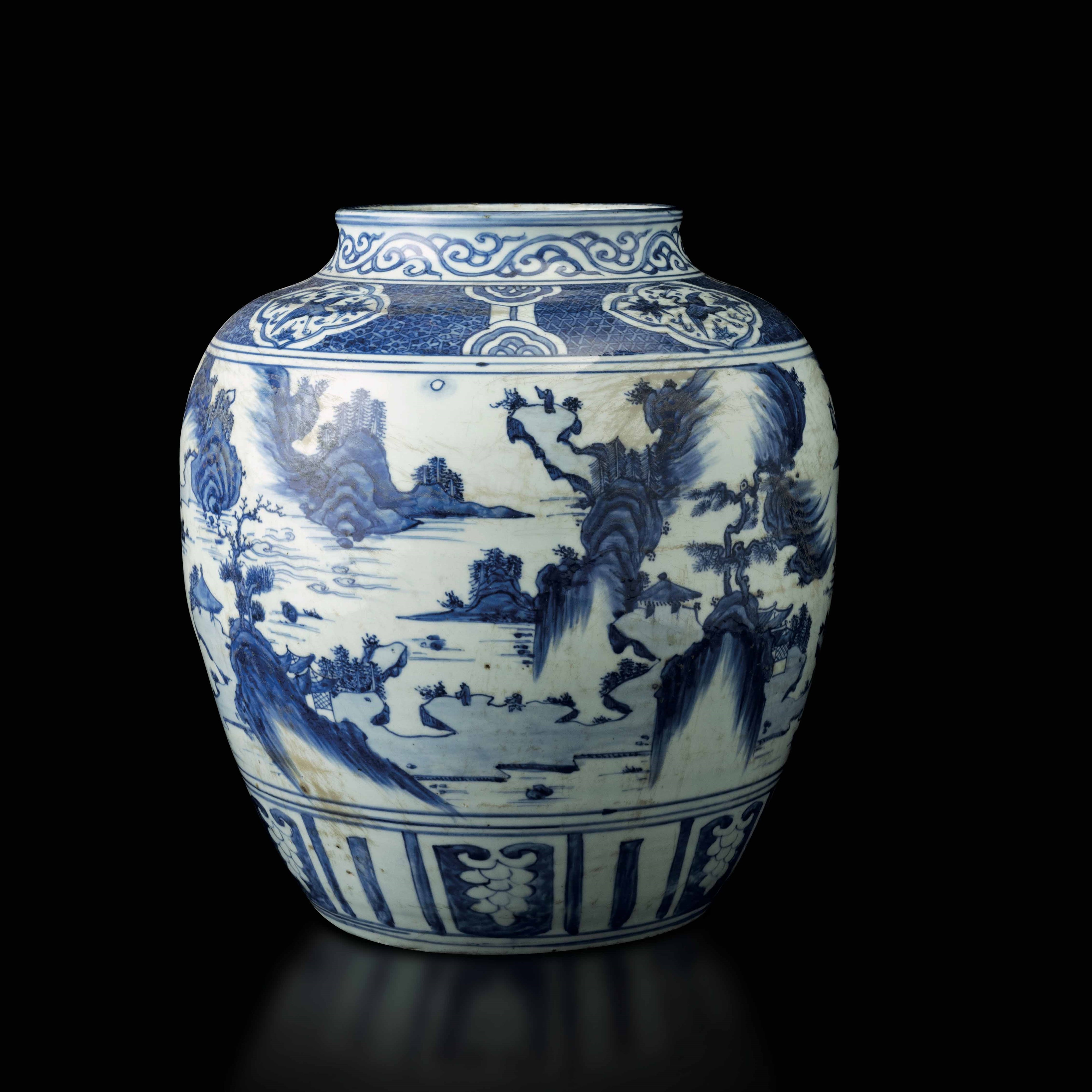 Grande Jar in Porcellana Bianca e Blu con Raffigurazione di Paesaggio e Decori Naturalistici Entr...