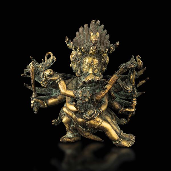 Figura di Mahakala in Yab-Yum in bronzo dorato, Tibet, XVII secolo