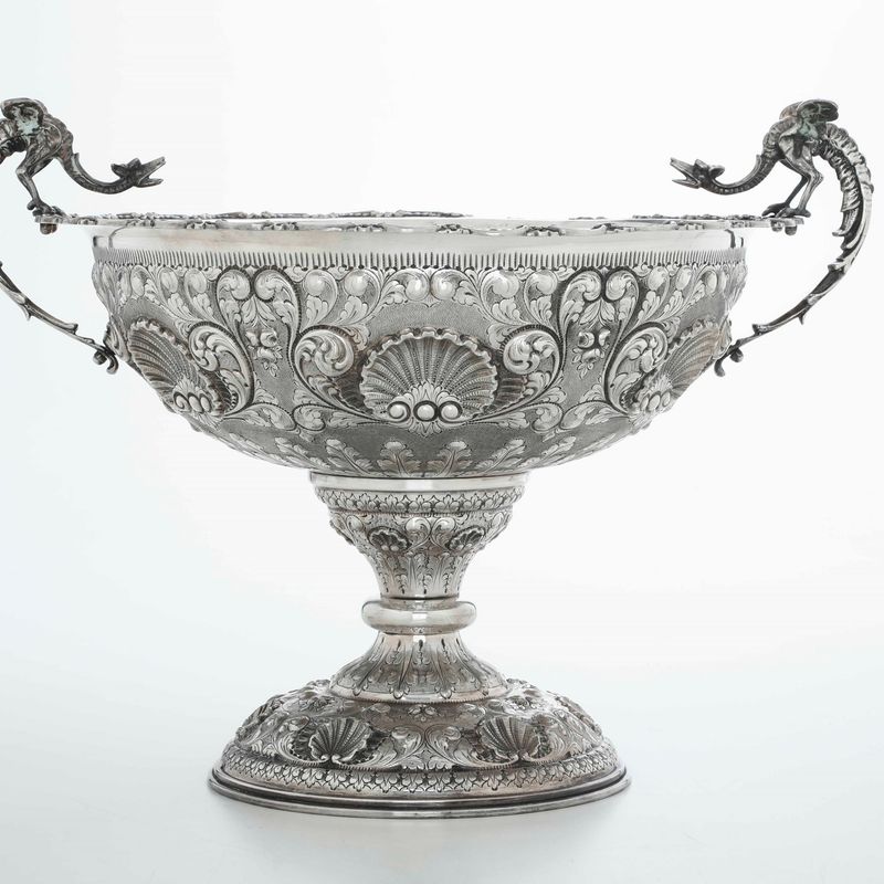 Grande Coppa Centrotavola. Argenteria Artistica Siciliana del XX Secolo. Argentiere Vincenzo D'aq...