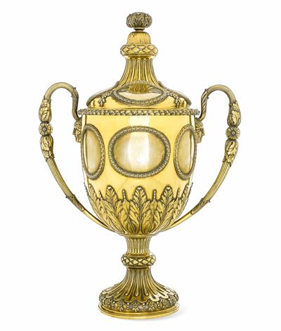 William Elliot, Grande coppa biansata in argento fuso, sbalzato, cesellato e dorato (Londra, 1816...