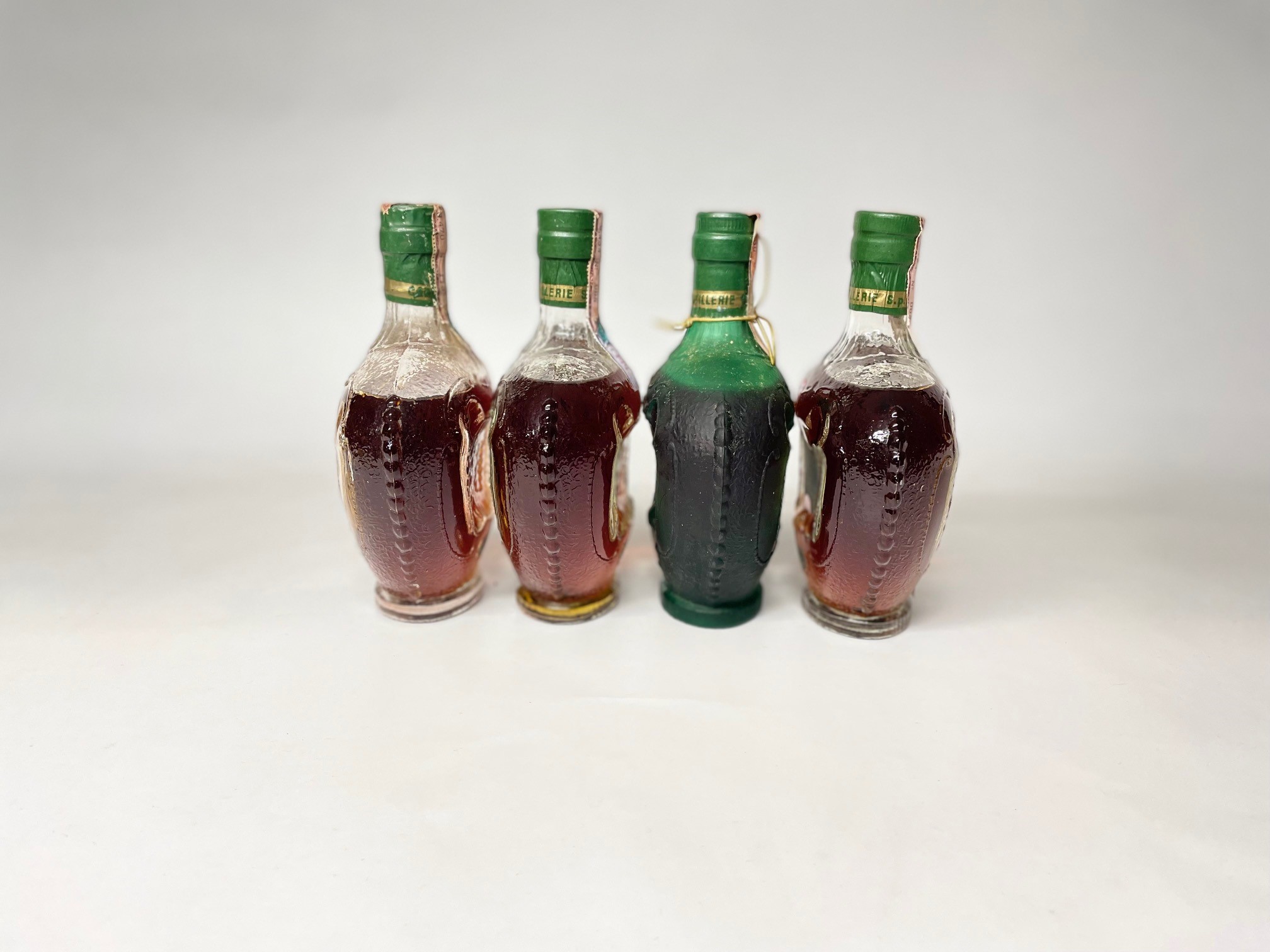 Brandy Vecchio 800, Collezione