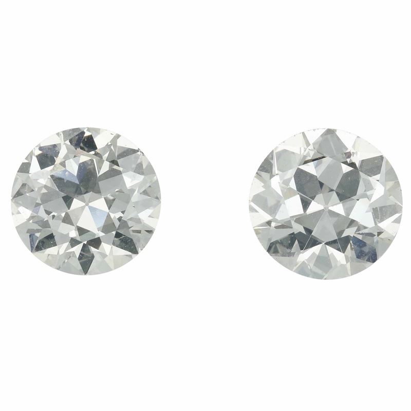Coppia di diamanti di vecchio taglio, per orecchini, di ct 6.08 e 7.08, colore S-Z, caratteristiche interne VS2, fluorescenza UV debole e nulla  - Asta Fine Jewels - Cambi Casa d'Aste