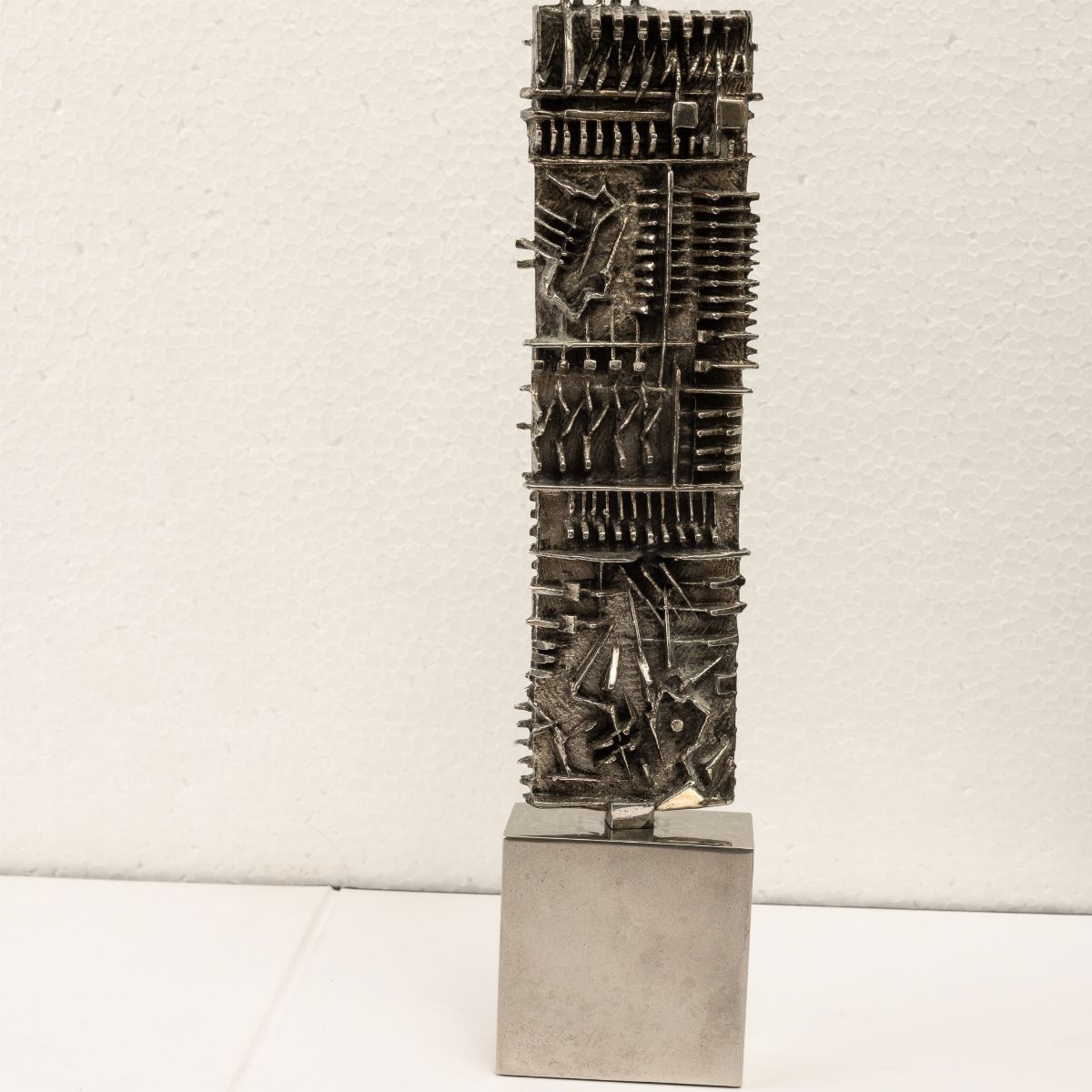 Arnaldo Pomodoro - Stele