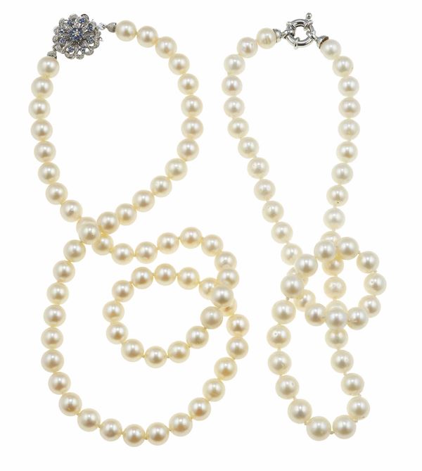 Lotto composto da due collane di perle coltivate