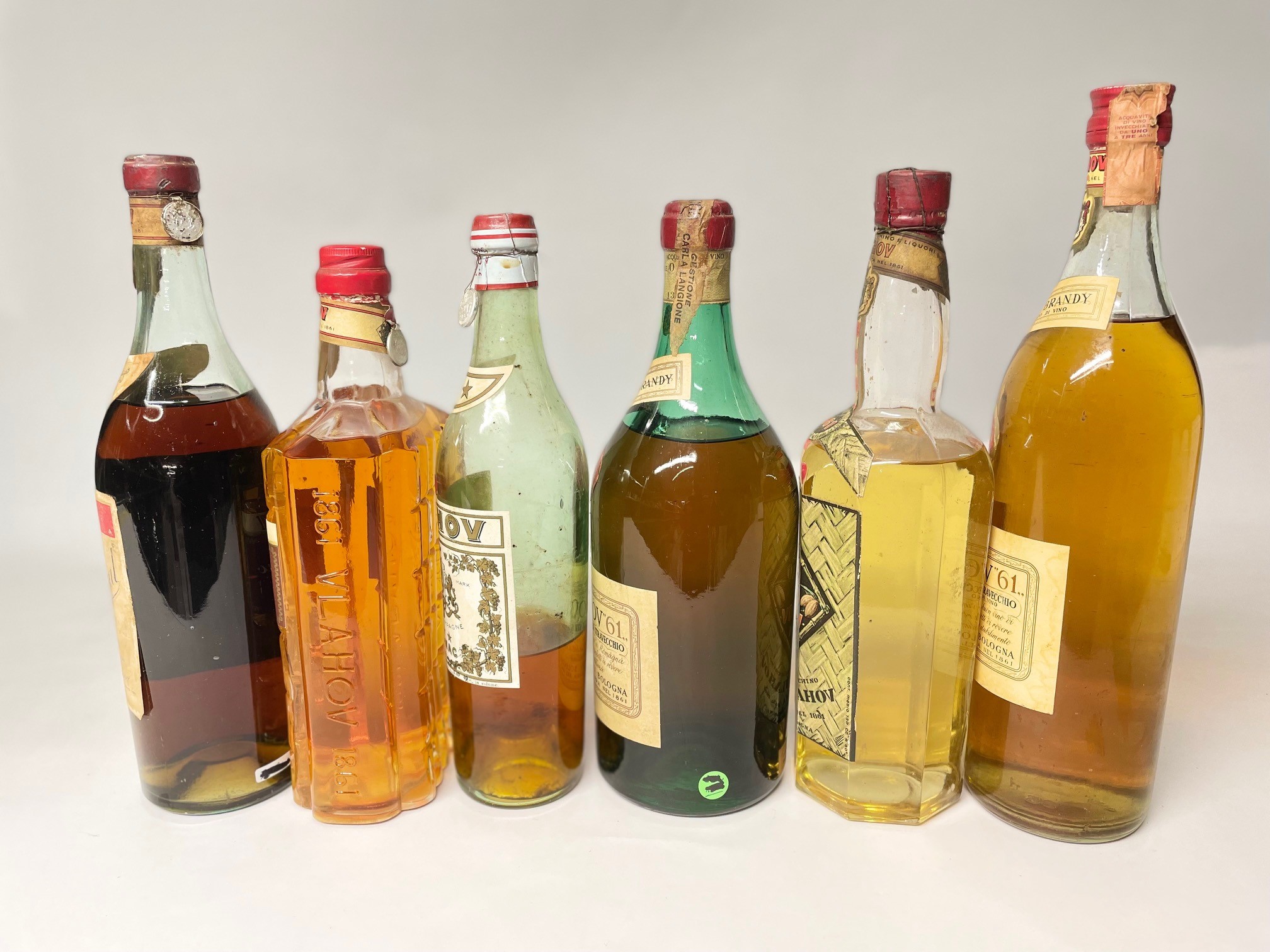 Liquori Vlahov, Collezione