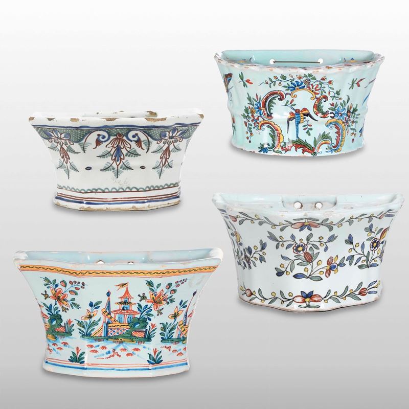 Quattro fioriere da parete Francia, Manifattura di Rouen, 1740-1760 circa  - Auction Ceramics - Cambi Casa d'Aste