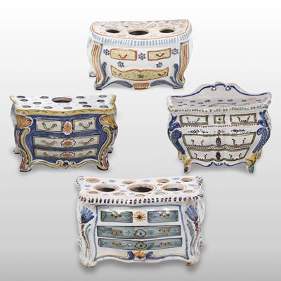 Quattro Fioriere "commode".francia, Manifattura di Nevers, 1760 Circa.