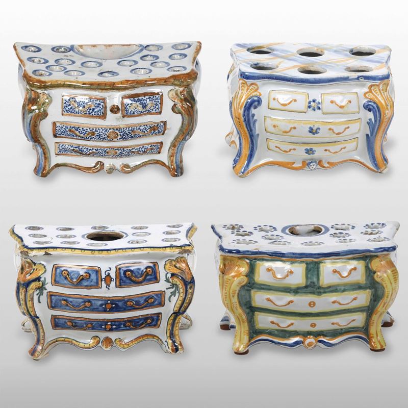Quattro fioriere "commode" Francia, Manifattura di La Rochelle, 1760 circa  - Asta Ceramiche - Cambi Casa d'Aste