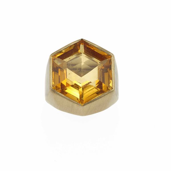 Citrine-quartz ring. Signed Gabri