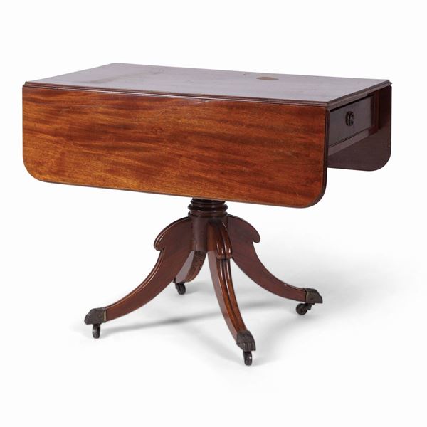 Tavolino a bandelle in mogano. Inghilterra XIX-XX secolo