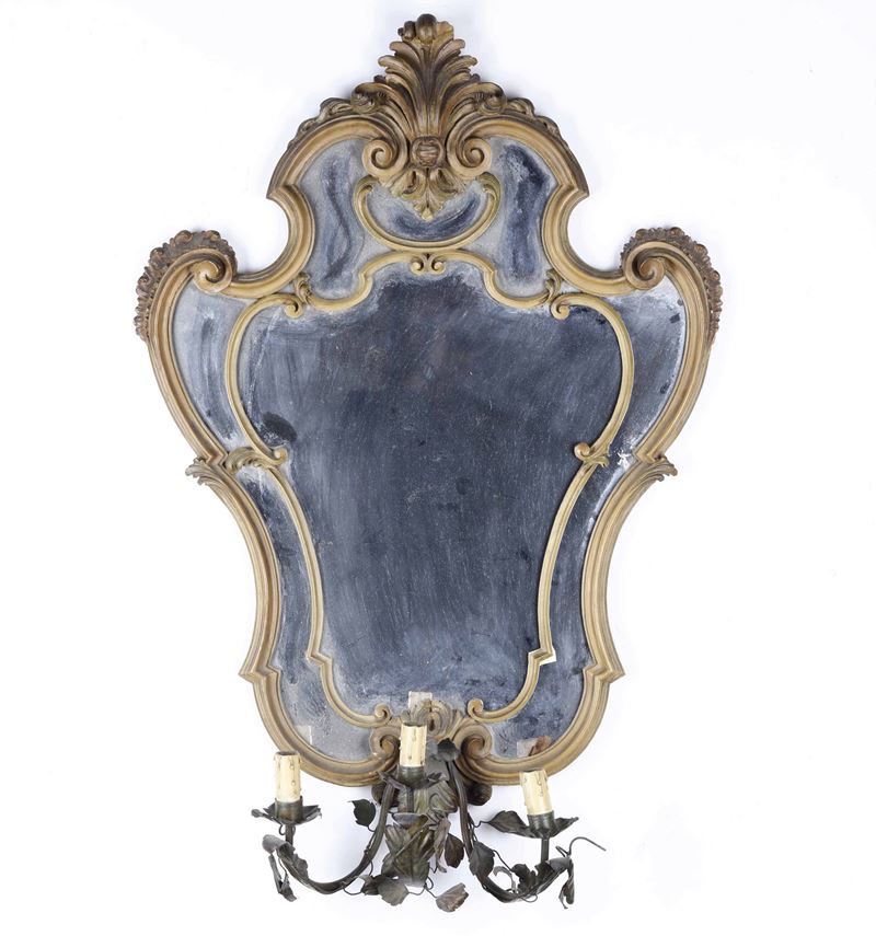 Specchiera in stile Luigi XV in legno intagliato  - Asta Antiquariato Luglio - Cambi Casa d'Aste