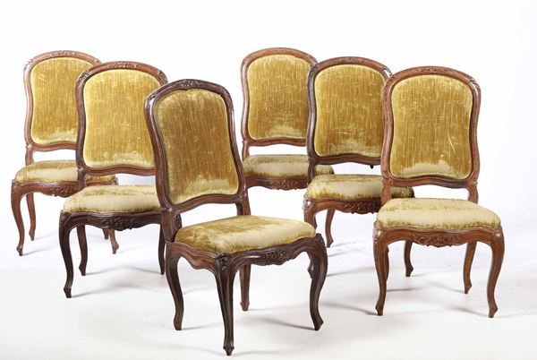Sei sedie Luigi XV in noce intagliato, XVIII secolo