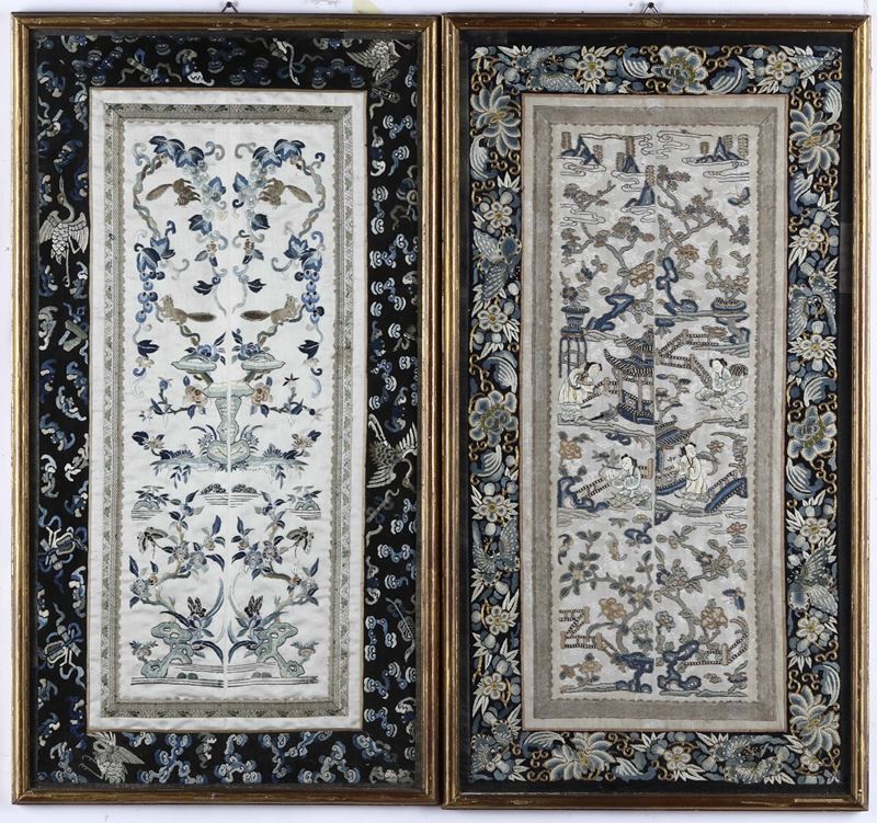Due tessuti finemente ricamati in seta con soggetti naturalistici, Cina, Dinastia Qing, XIX secolo  - Auction Orietal Art - Cambi Casa d'Aste