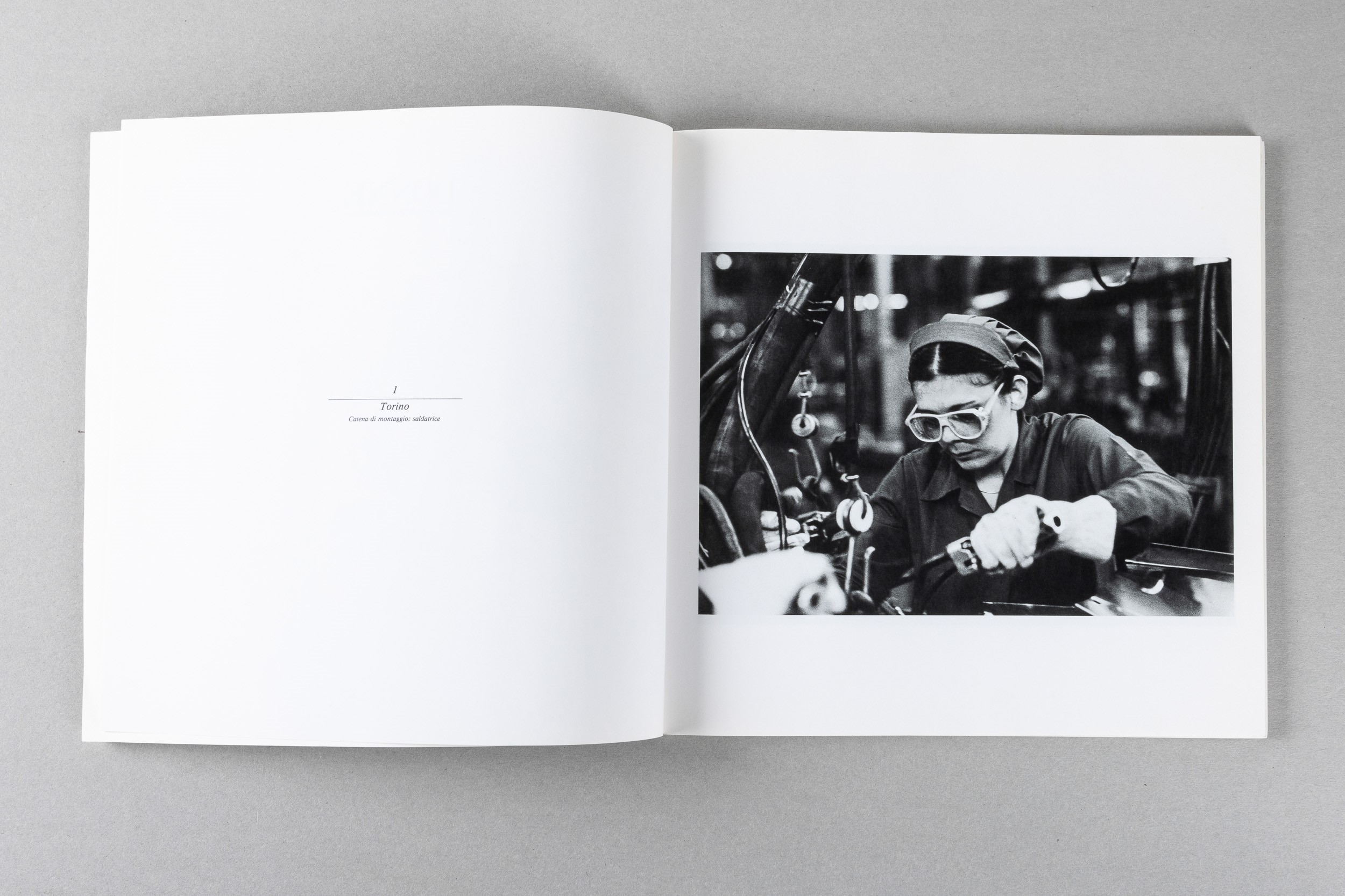 Artisti Vari - Gianni Berengo Gardin. Donne / Mimmo Dabbrescia. Obbiettivo Sull'arte