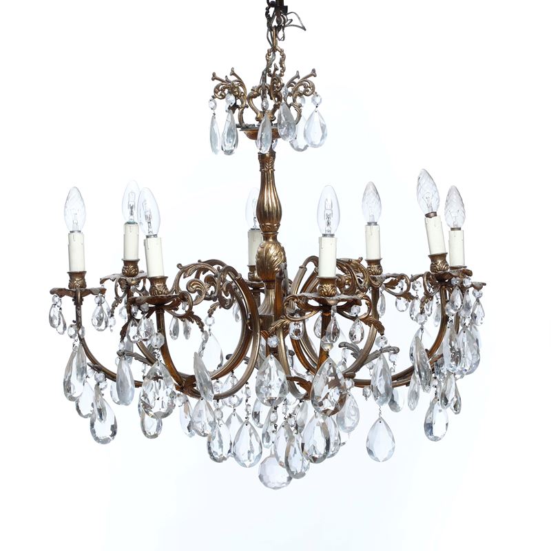 Lampadario a otto luci in metallo  - Asta Antiquariato - Cambi Casa d'Aste