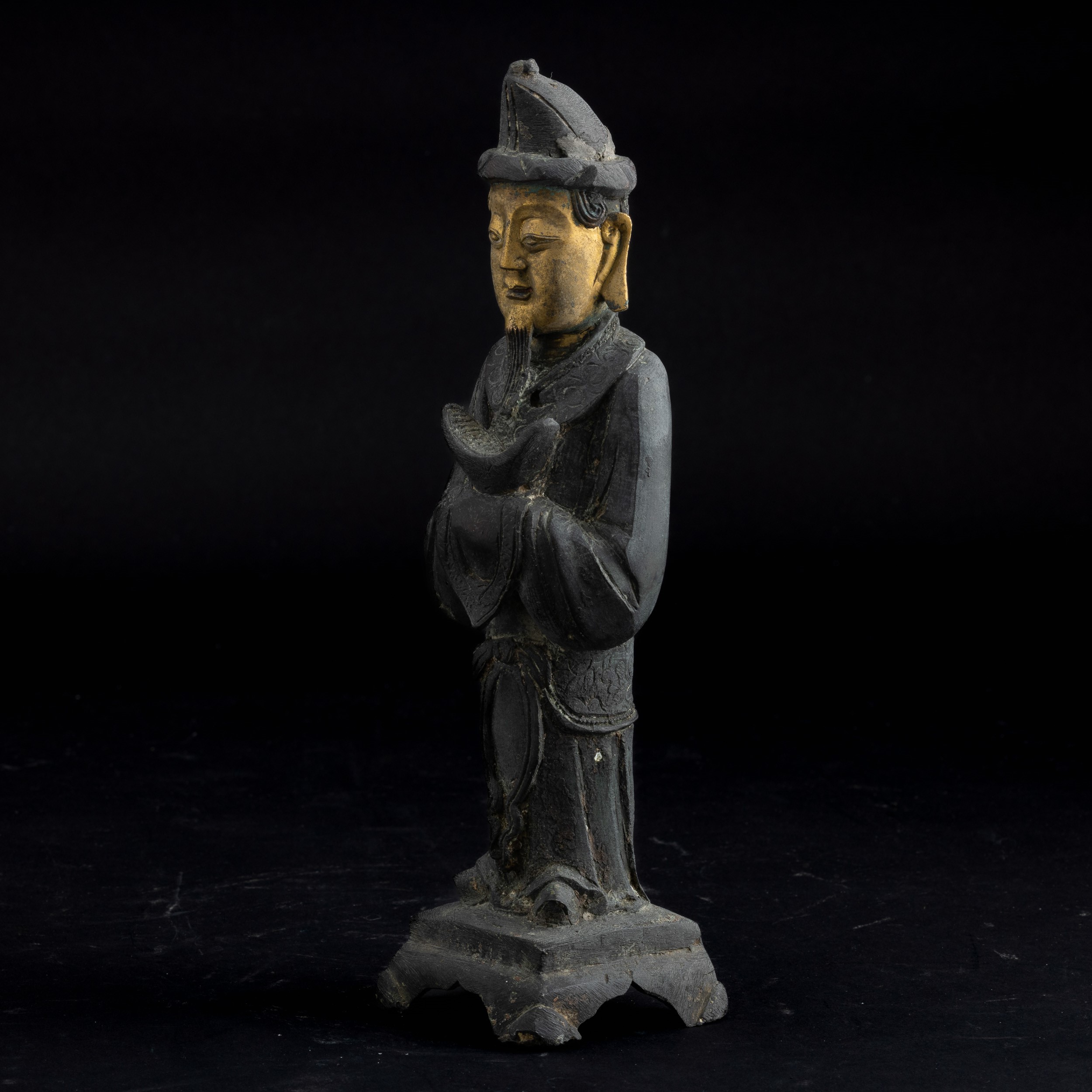 Figura di Saggio Stante in Bronzo Parzialmente Dorato a Freddo, Cina, Dinastia Ming, XVII Secolo