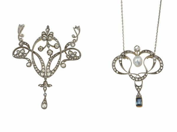 Due pendenti con perla e rosette di diamante