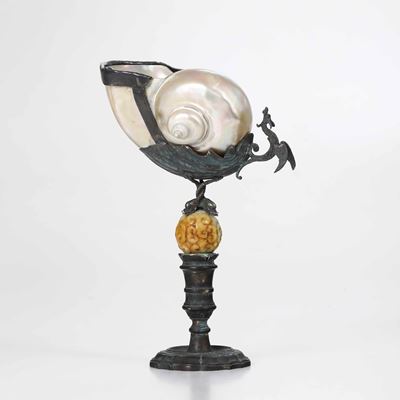 Nautilus, Scultura in argento, madreperla e giada