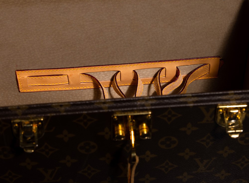 Louis Vuitton Beauty Case Vintage in Canvas Monogram e Pelle, in Buone Condizioni, Macchie All'in...