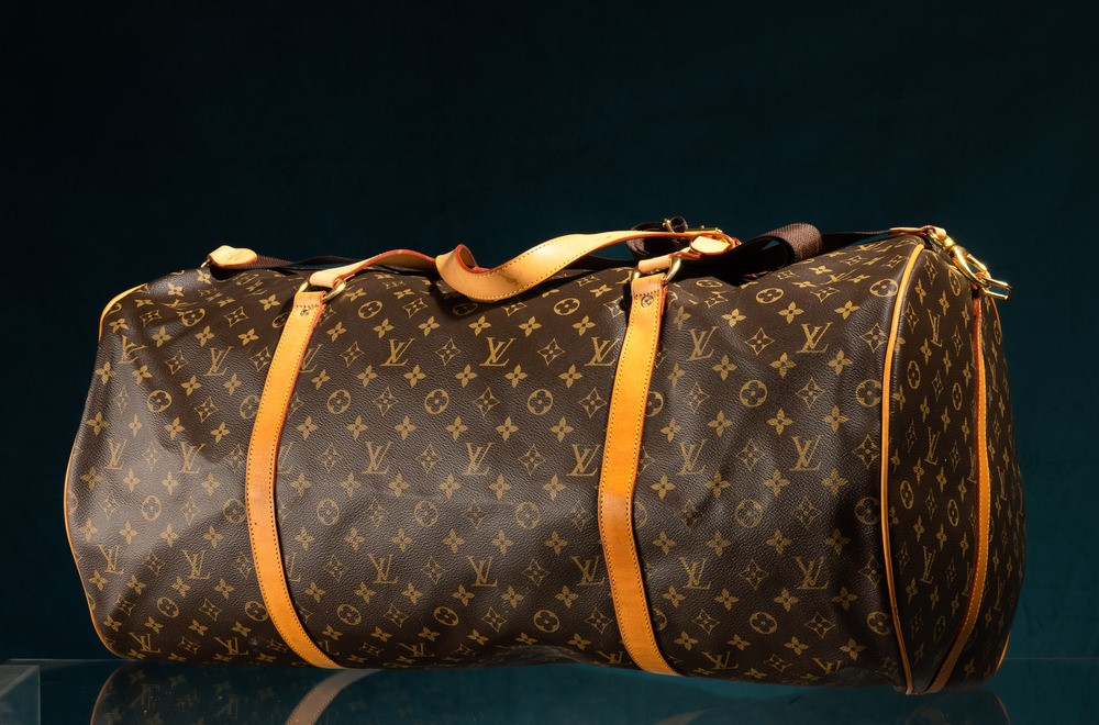Louis Vuitton Borsone Keepal con Tracolla in Canvas Monogram, Tracolla in Tela in Cuoio, in Ottim...