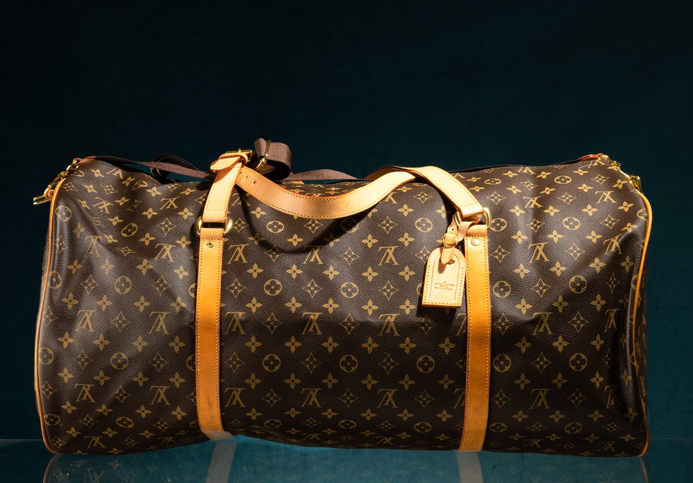 Louis Vuitton Borsone Keepal con Tracolla in Canvas Monogram, Tracolla in Tela in Cuoio, in Ottim...