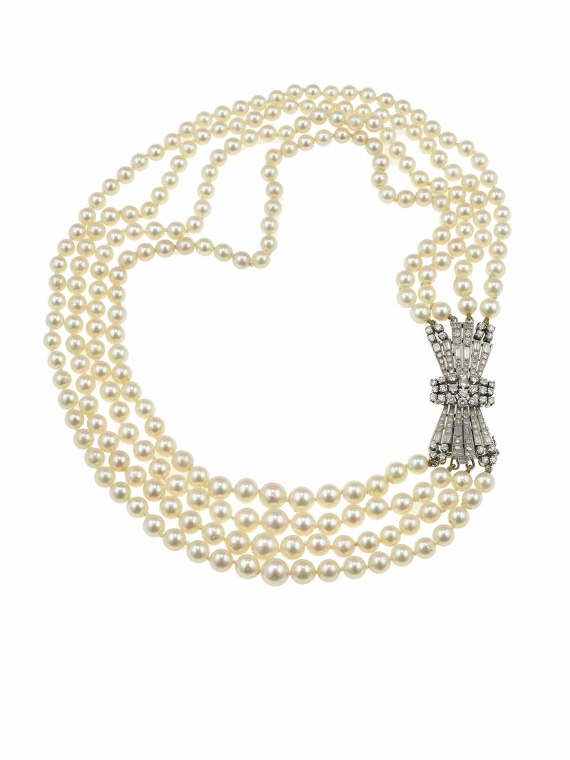 Collana a quattro fili di perle coltivate con fermezza in diamanti  - Asta Gioielli - Cambi Casa d'Aste