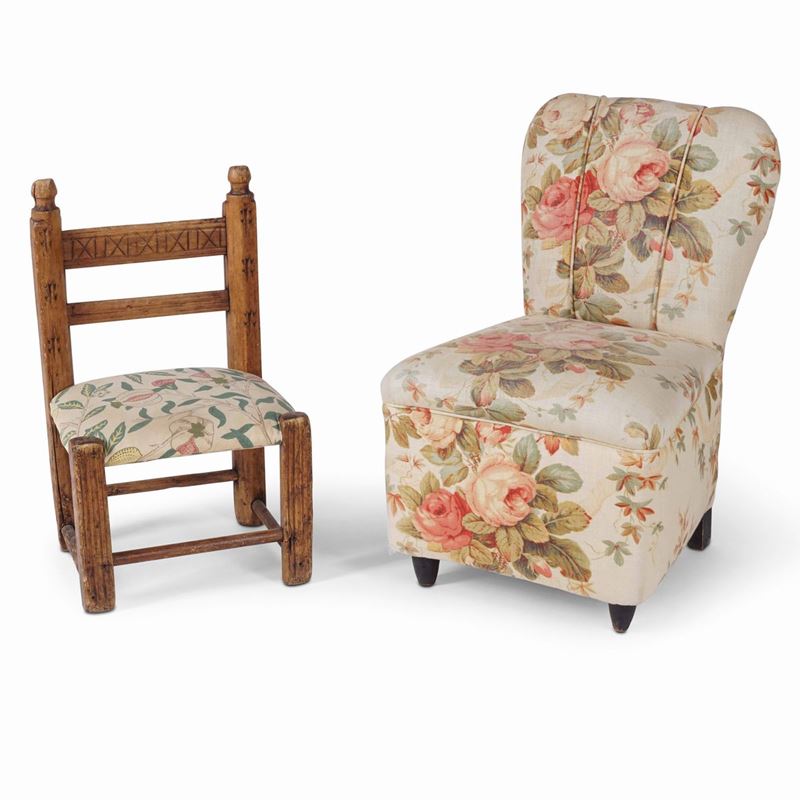 Due piccole sedie imbottite  - Asta Antiquariato Luglio - Cambi Casa d'Aste