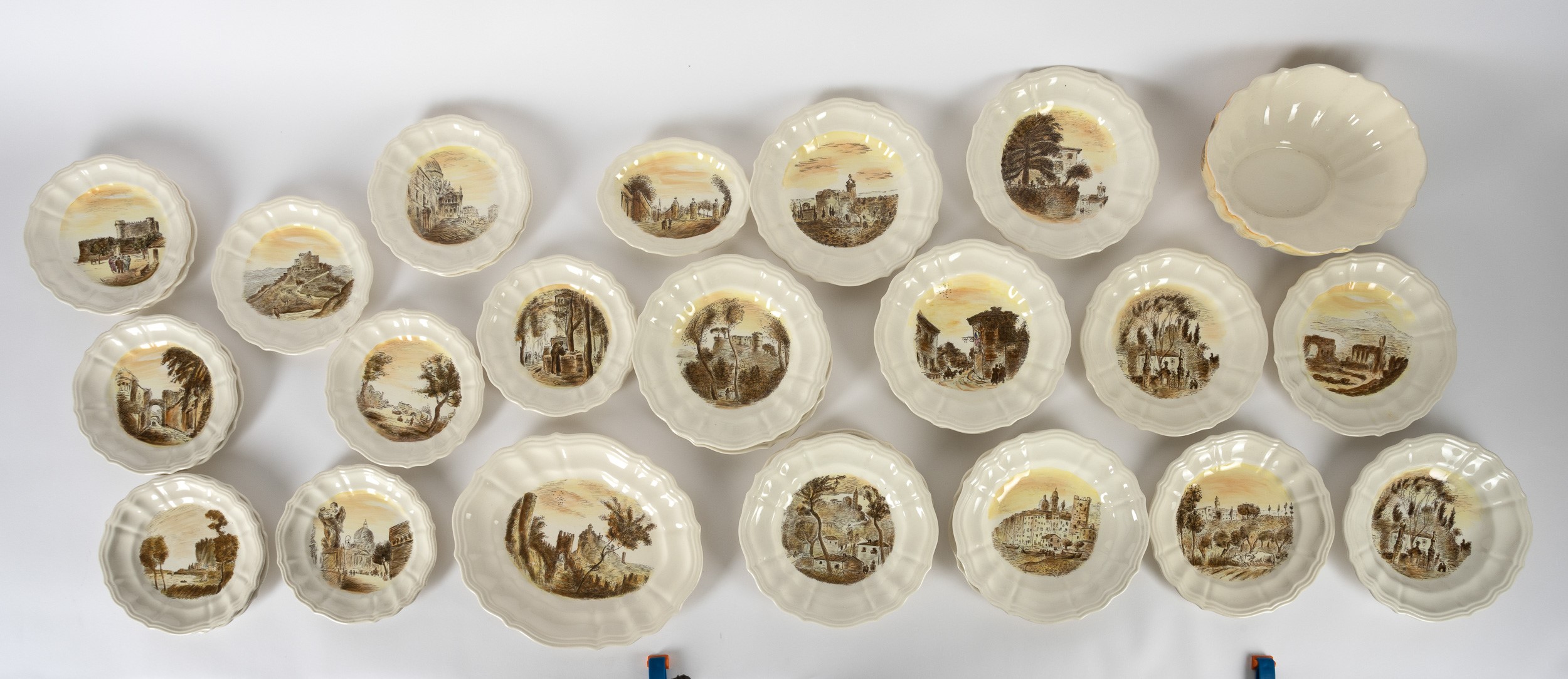 Parte di Servizio da Tavola. Laveno, Società Ceramica Italiana, 1950 Circa. Design di Michele Cas...