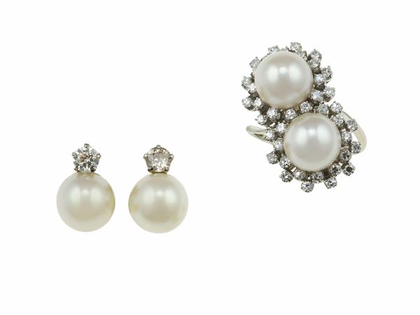 One ring and one pair of clip earrings with diamonds and pearls