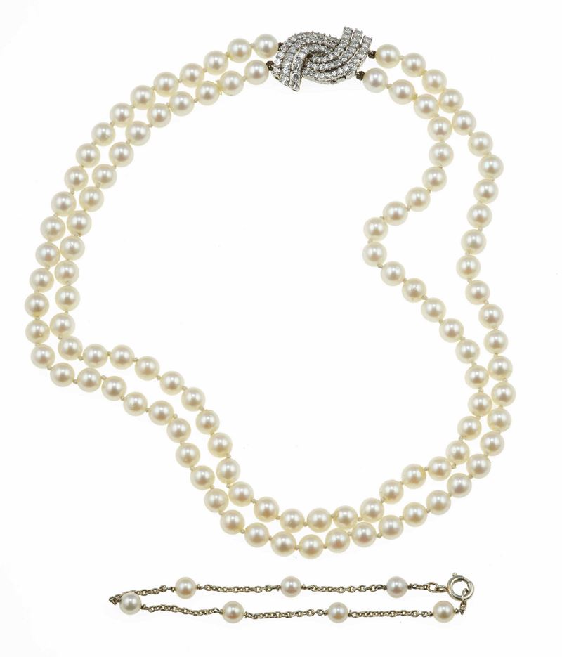 Lotto composto da una collana ed un bracciale con perle coltivate  - Asta Gioielli - Cambi Casa d'Aste