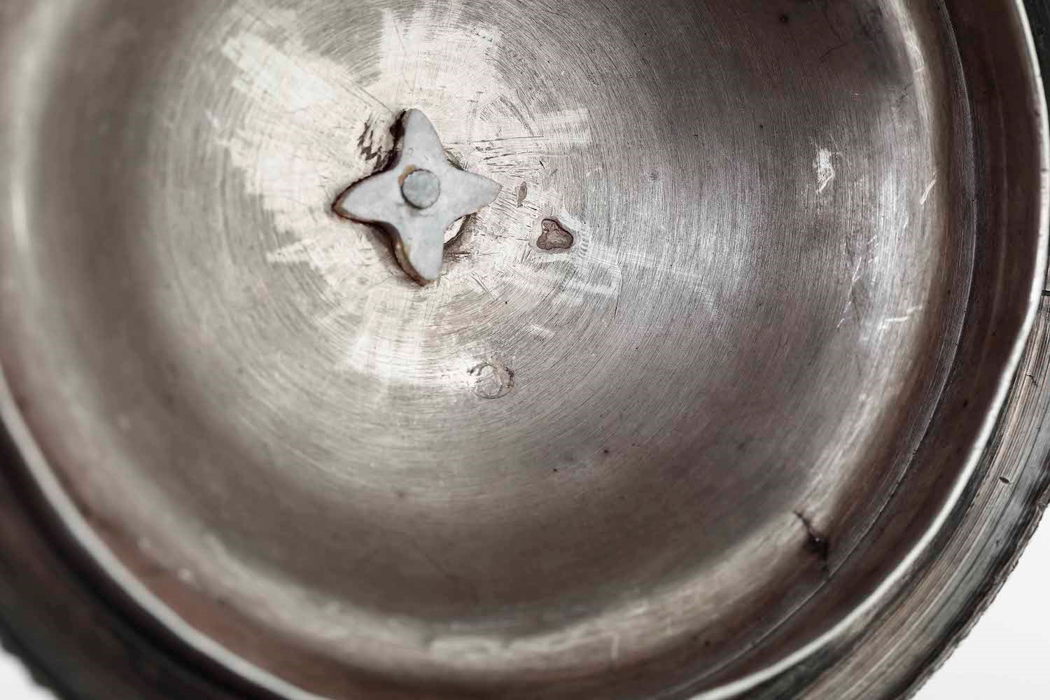 Caffettiera. Argento Primo Titolo Fuso, Sbalzato e Cesellato. Torino XIX Secolo. Marchi Camerali ...