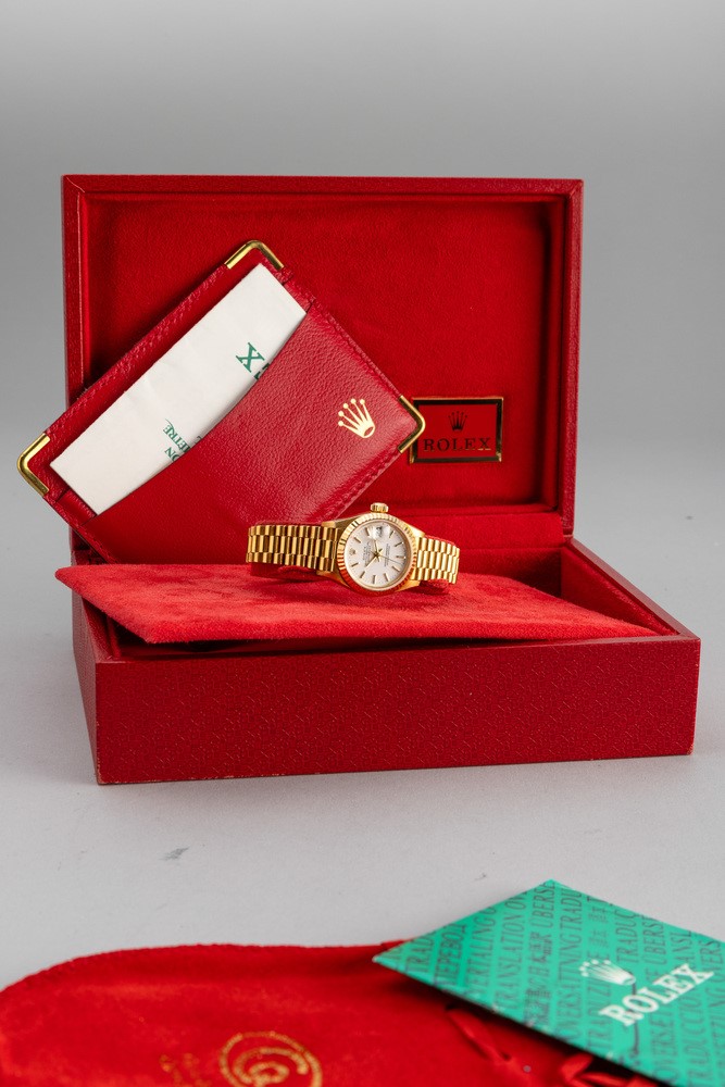 Rolex - Elegante e Classico Lady Datejust Ref 69178 in Oro Giallo 18k, Ghiera Zigrinata, Quadrant...