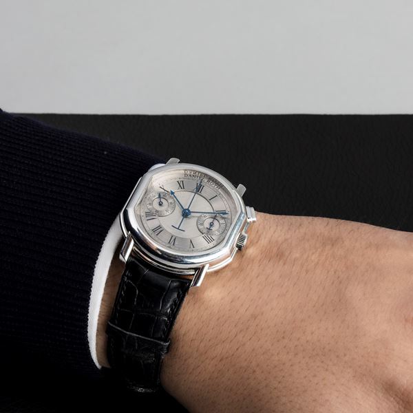 Ingenious and important neovintage single-pusher chronograph in platinum, limited edition of 16, dial  [..]