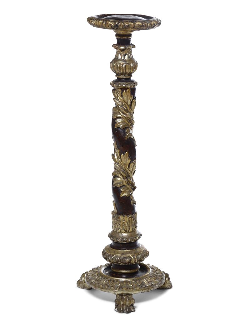 Colonna a tochon in legno intagliato, laccato e dorato. XVIII-XIX secolo  - Asta Antiquariato Luglio - Cambi Casa d'Aste