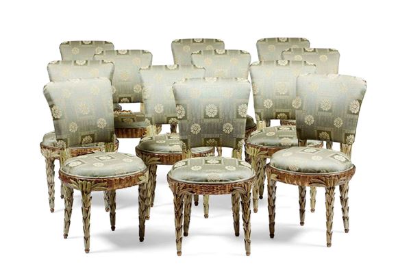 Dodici sedie in legno intagliato, dipinto e dorato. Ebanisteria neoclassica, XIX secolo