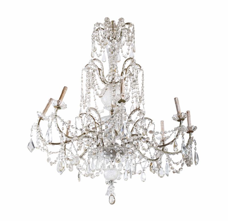 Grande lampadario a sei luci in metallo e cristalli. XIX-XX secolo  - Auction Italian Mansions - Cambi Casa d'Aste