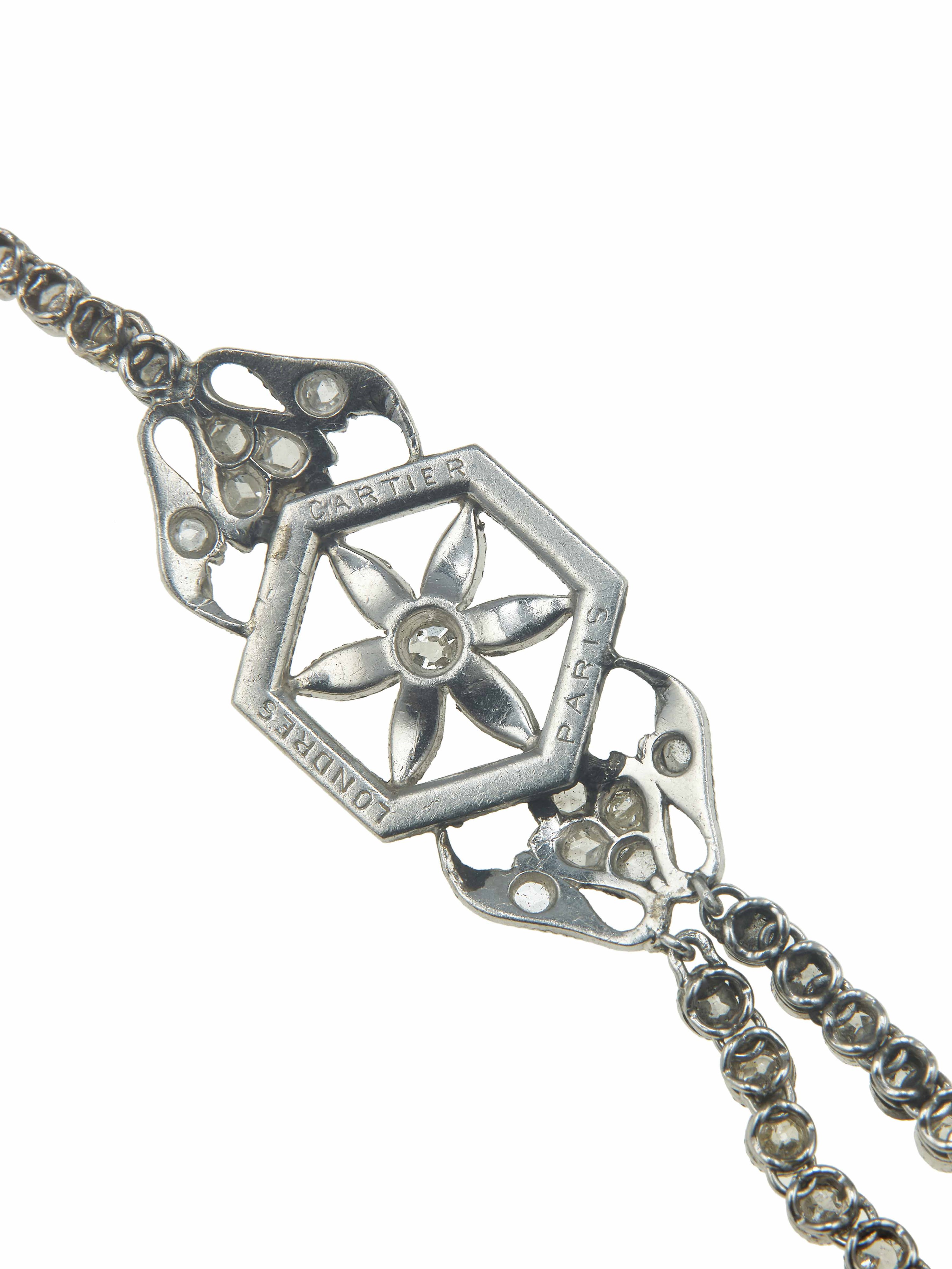 Cartier, Girocollo in platino con perla naturale e diamanti