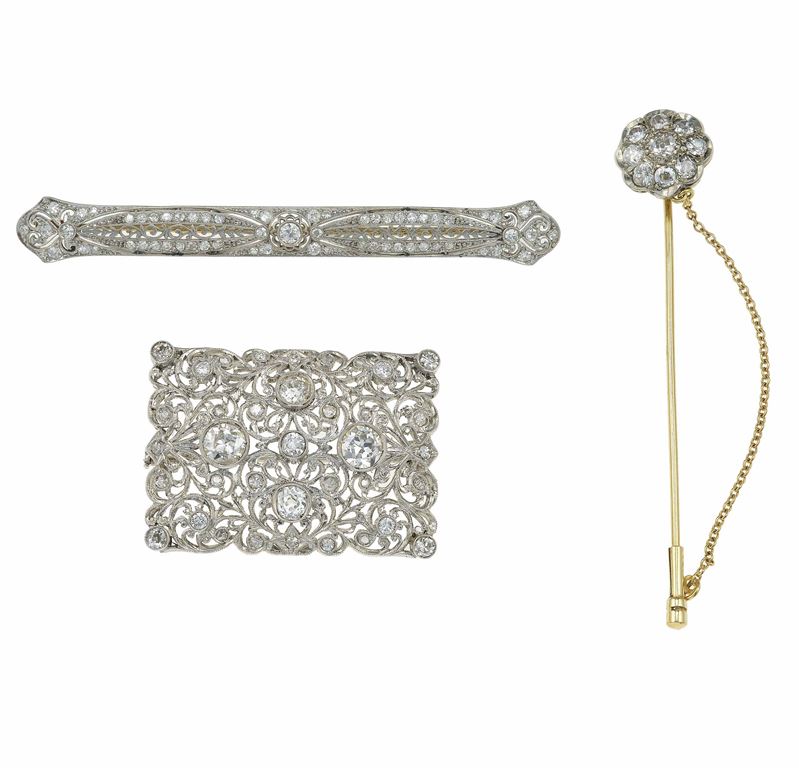 Three diamond, platinum and gold brooches  - Auction Fine Jewels - Cambi Casa d'Aste