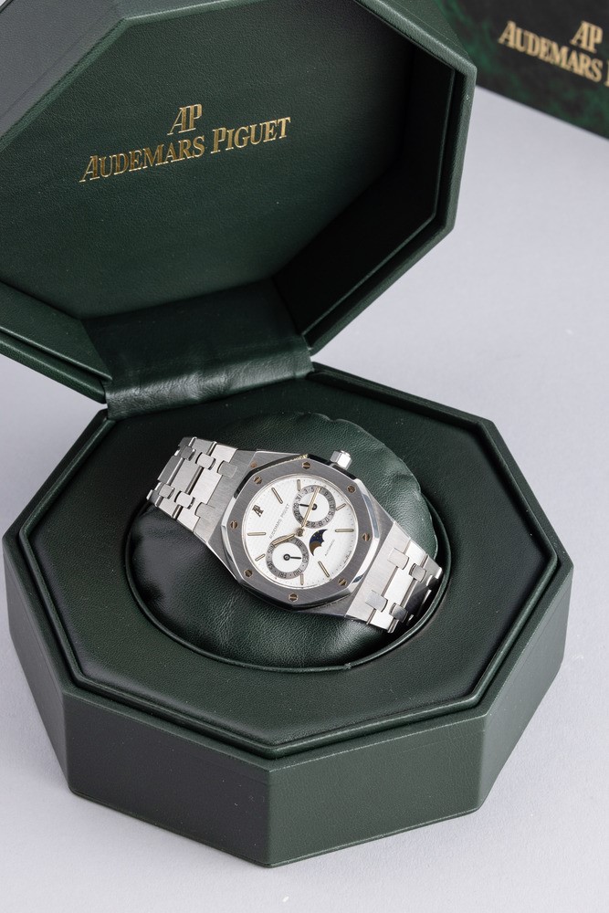 Audemars Piguet - Sportivo ed Elegante Royal Oak Day-date con Fasi Lunari, Automatico Quadrante B...