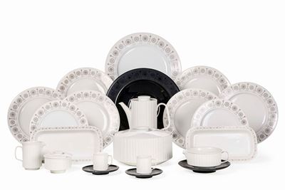 Servizio da Tavola "porcelaine Noire"germania, Manifattura Rosenthal, 1962-1990 Circadesign di Ta...