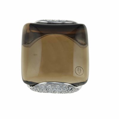 Anello con Grande Quarzo Fumè