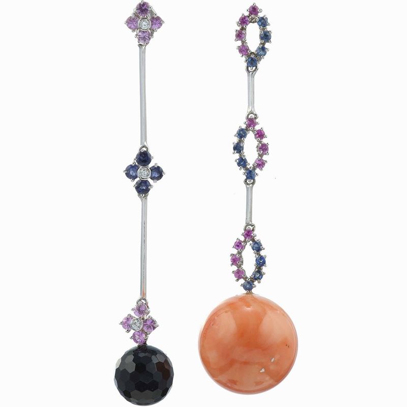 Onyx, coral and jem set earrings  - Auction Jewels - Cambi Casa d'Aste