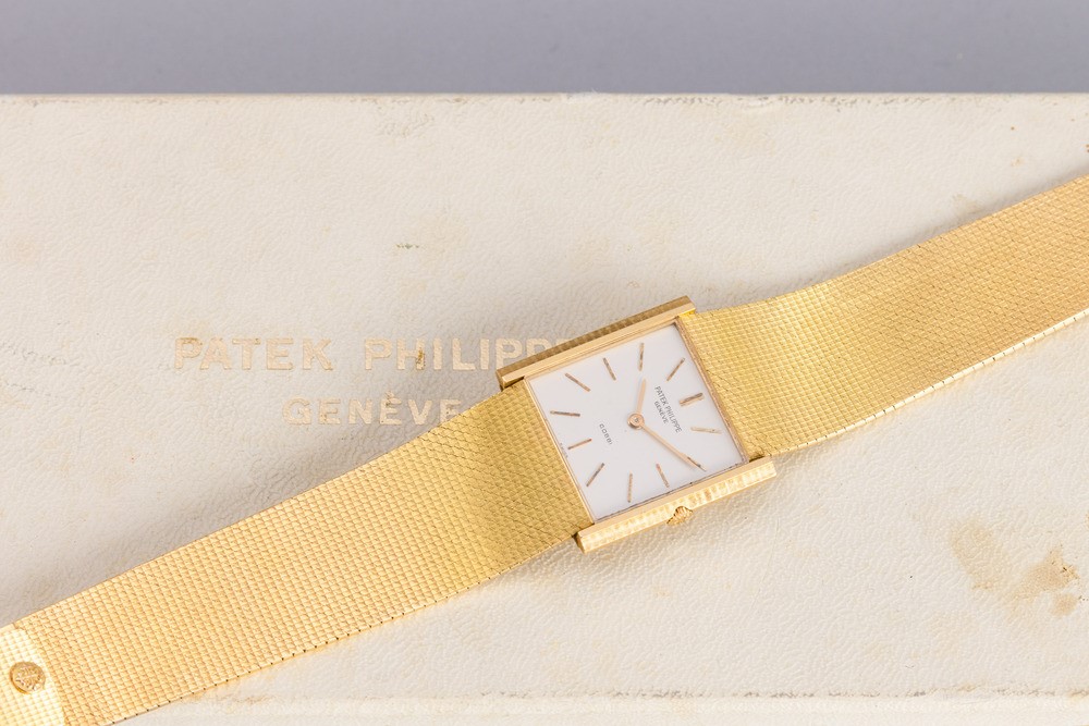 Patek Philippe - Essenziale ed Elegante Carrè Extraflat Ref 3494 in Oro Giallo 18k, Firmato Gobbi...