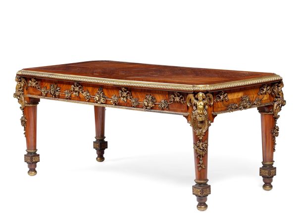 Ricco tavolo Napoleone III. XIX-XX secolo