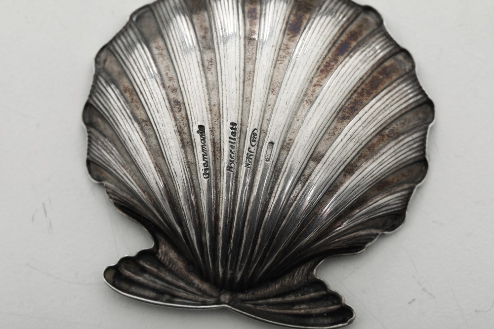 Tredici Segnaposto a Motivi Naturalistici. Argenteria Italiana del XX e XXI Secolo. Argentiere Cl...