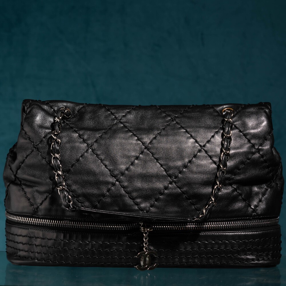 Chanel Timelessein Pelle con Zip, con Dust Bag, Buone Condizioni, con Certificato di Autenticità