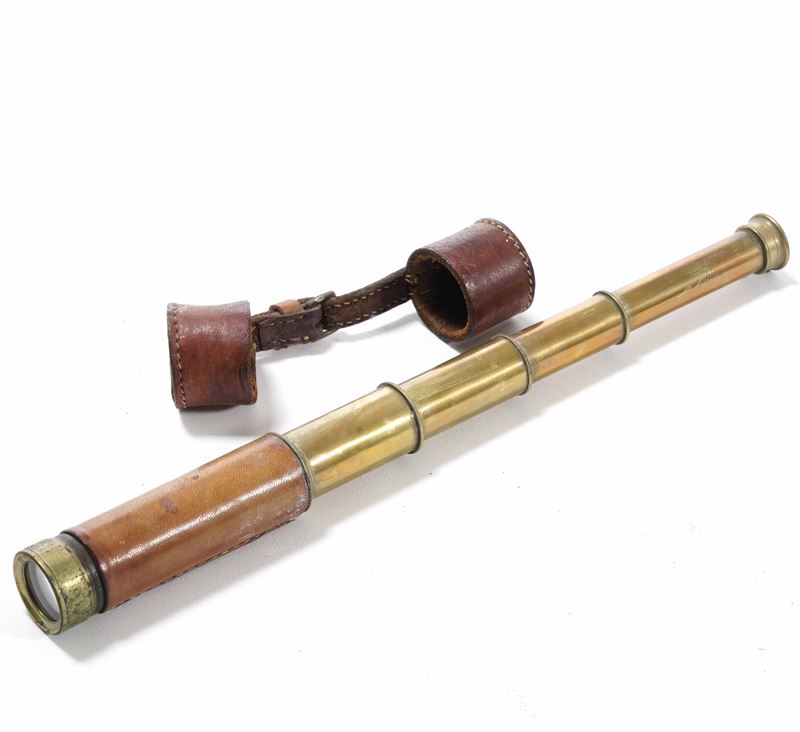 Cannocchiale telescopico a cinque allunghi. XX secolo  - Auction Maritime Art - Cambi Casa d'Aste