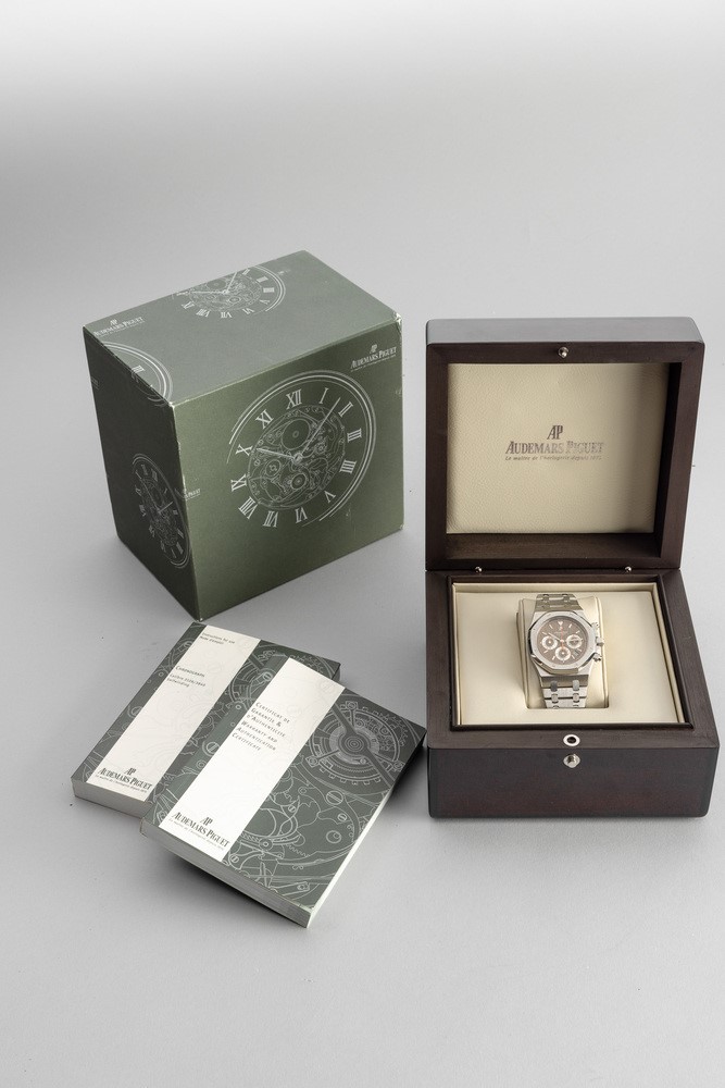 Audemars Piguet - Affascinante e Sportivo Royal Oak Chrono 26300 St in Acciaio con Quadrante Marr...